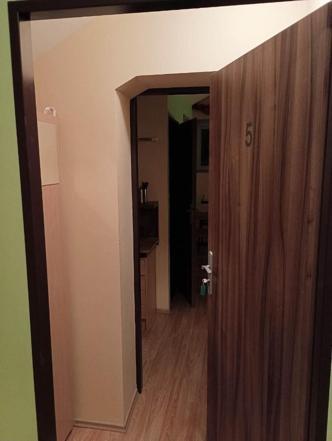Penzion U bílého jaka Vilemov  Extérieur photo